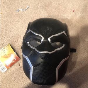 Black panther mask